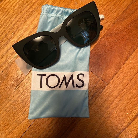Toms Accessories Toms Sunglasses Poshmark